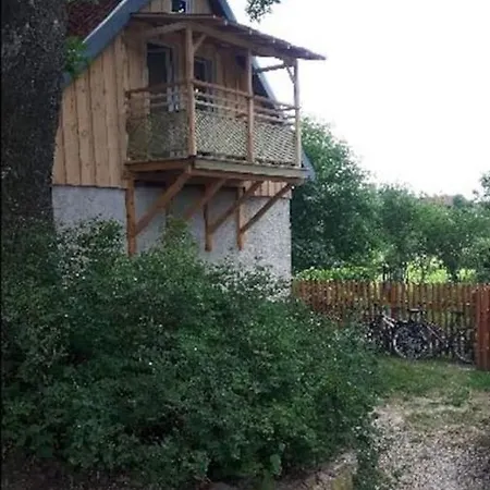 Mazurski Dworek Przy Jeziorze * Dworackie