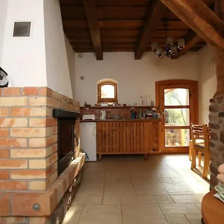 Homestay Mazurski Dworek Przy Jeziorze Dworackie