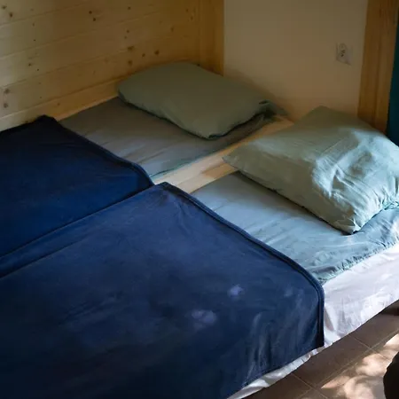 Mazurski Dworek Przy Jeziorze Quarto em Acomodações Particulares