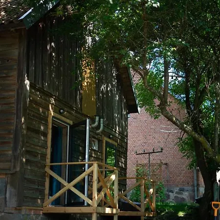 Mazurski Dworek Przy Jeziorze Homestay *