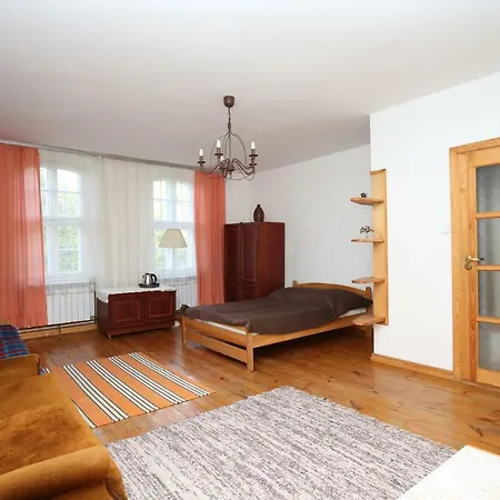 Mazurski Dworek Przy Jeziorze *